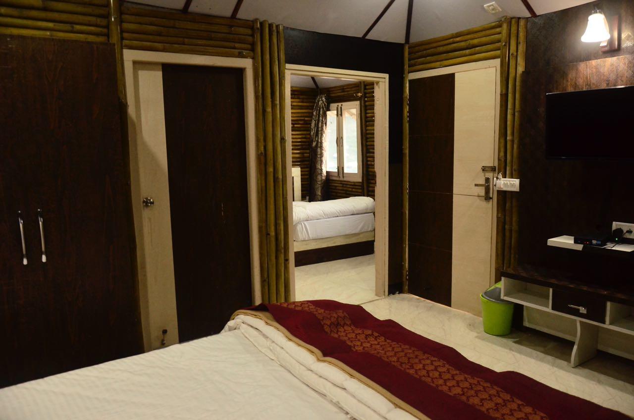 V Resorts Glamwoods Dhanulti Đồi Dhanaulti Ngoại thất bức ảnh
