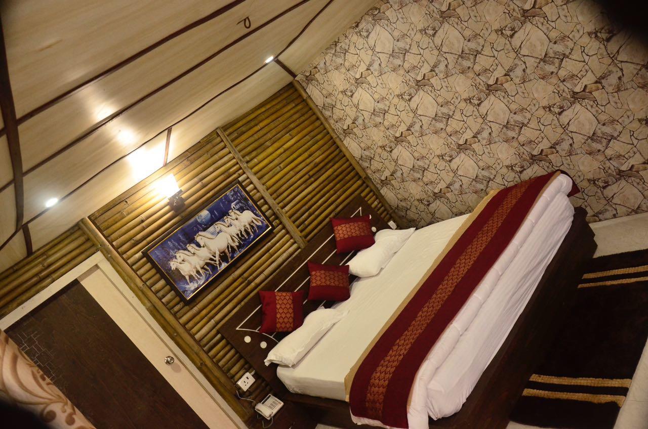 V Resorts Glamwoods Dhanulti Đồi Dhanaulti Ngoại thất bức ảnh